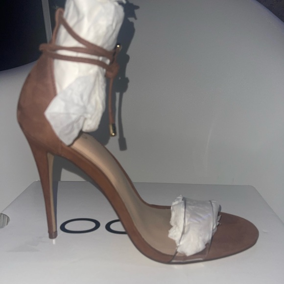 Aldo Heels for SALE - Picture 2 of 8